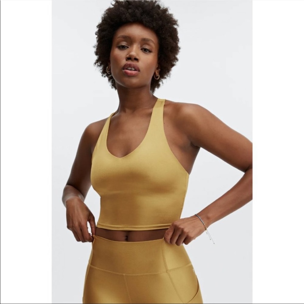 Averie Shine Built-In Bra Tank Fabletics